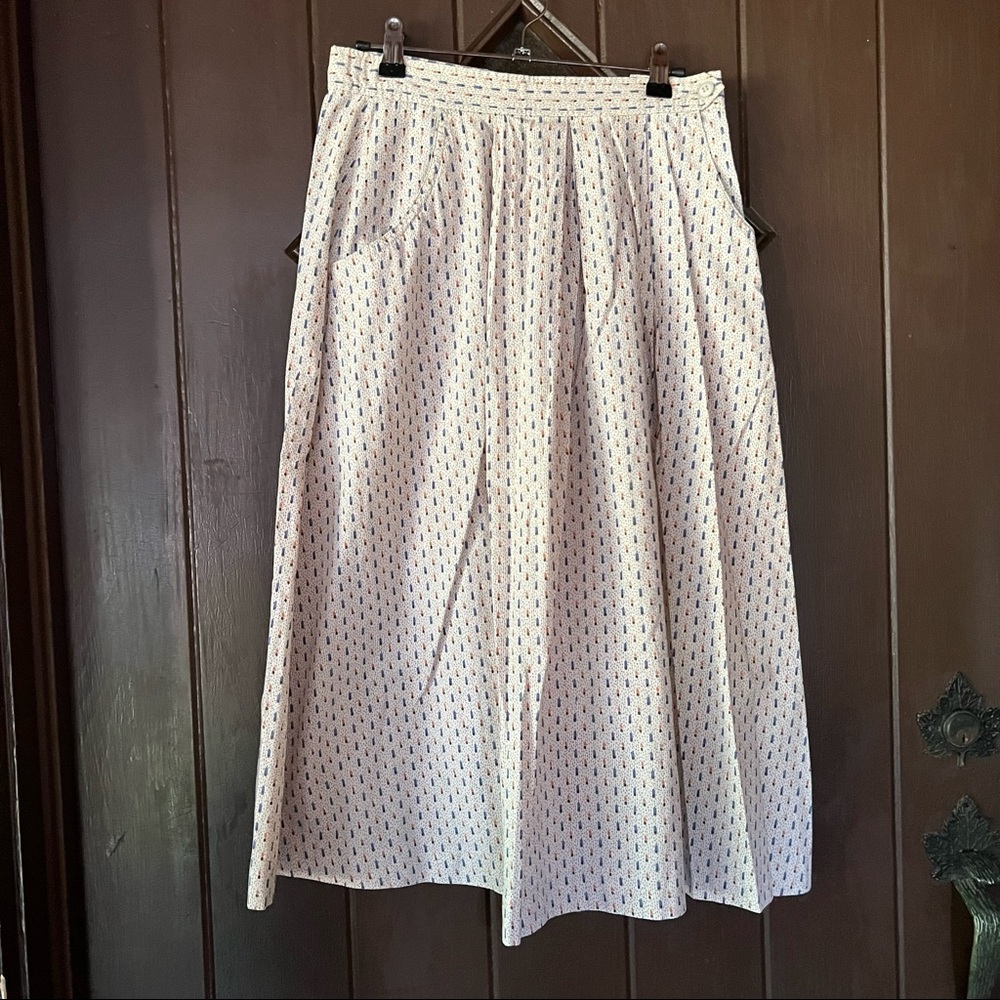 MOVING SALE! Vintage printed high waist skirt